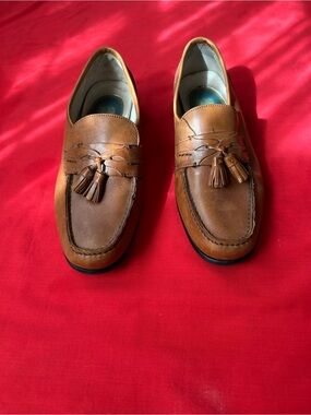 Classic Men’s Tassel Loafers in Brown